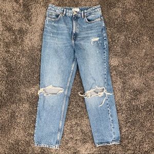 Zara Mom High Rise Jeans. Worn only once